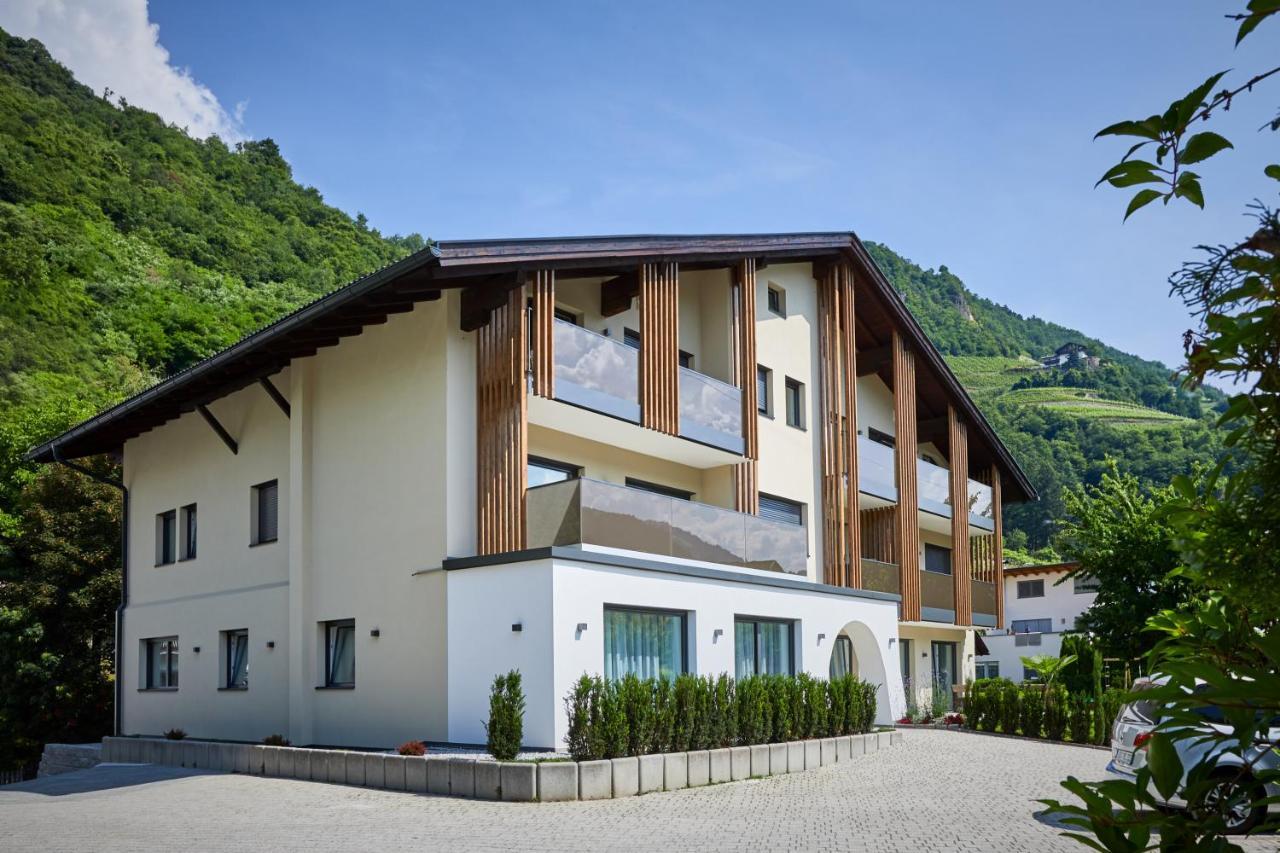 Residence Laitacherhof: Modern Alpine Retreat with Pool and Sauna Chiusa Exterior photo